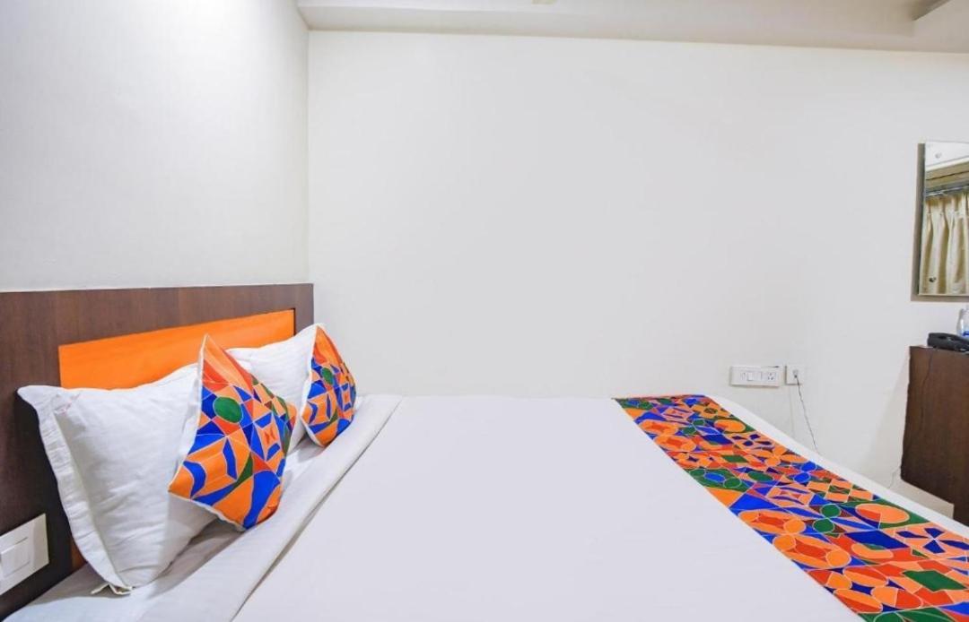 Hotel Leela Grand Inn Vijayawada Luaran gambar
